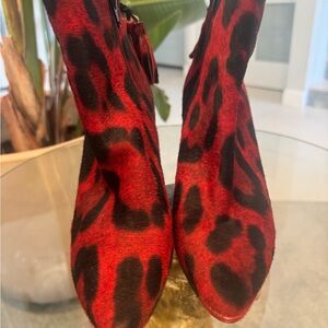 Fabulous Stuart Weitzman Red and Black Leopard Ponyhair Ankle Boots